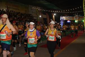 BIB: 25649, 26755, 25656
                            <button type="button" onclick="openModal(9884250)" class="btn btn-primary btn-sm float-right btn-popup" data-toggle="modal" data-target=".modal-high-quality">
                        <i class="fas fa-shopping-cart"></i> Add to Cart
                    </button>
                                            <button type="button" onclick="isThisMe(9884250, true)" class="btn btn-success btn-sm float-right btn-popup btn-isme hidden" data-toggle="tooltip" data-placement="bottom" title="นี่คือรูปของคุณใช่ไหม คลิกที่นี่เพื่อเอาเข้าอัลบั้ม">
                        <i class="fas fa-plus"></i> Add to album
                    </button>
                    <button type="button" onclick="isThisMe(9884250, false)" class="btn btn-warning btn-sm float-right btn-popup btn-isnotme hidden">
                        <i class="fas fa-ban"></i> Remove from album
                    </button>